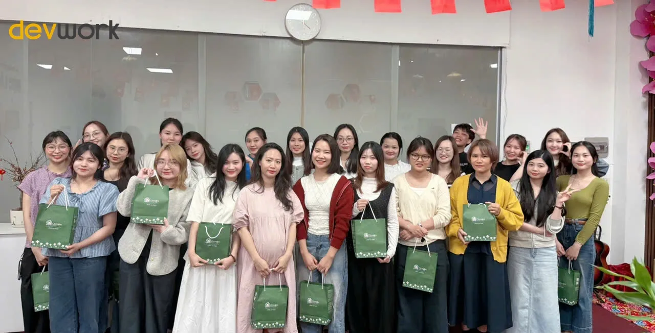 recap-devwork-chuc-mung-ngay-quoc-te-phu-nu-0803